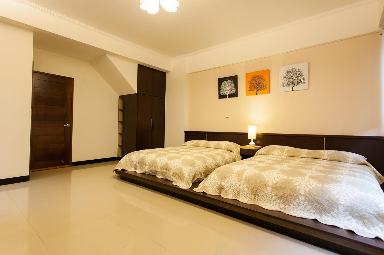 Eureka Bed and Breakfast Tainan Exteriör bild
